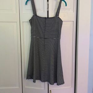 navy + white striped mini skater dress💙🤍